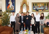 El Primer Ministro de Vietnam felicita a parroquia de Bac Giang por Navidad