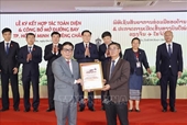 Vuong Dinh Hue testimonia firma de la cooperación entre Vietjet y Lao Airlines
