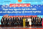 Encuentro entre vietnamitas en ultramar y localidades y empresas nacionales