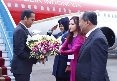 El presidente indonesio inicia su visita de Estado a Vietnam