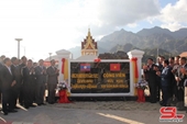 Inauguración del Parque de la Amistad Xaysomboun-Son La en Laos