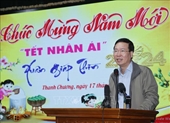 Jefe de Estado visita a compatriotas de Nghe An en vísperas del Año Nuevo Lunar 2024