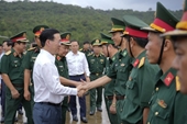 Jefe de Estado visita a compatriotas en la isla de Tho Chu en vísperas del Año Nuevo Lunar 2024