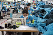 La industria textil de Vietnam se adapta a los cambios para crecer
