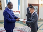 Senegal dispuesto a cooperar con Vietnam para abordar problemas globales