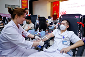 Alrededor de mil 600 personas donan sangre en asueto por el Tet en Vietnam
