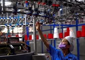 El sector manufacturero de Vietnam registra un aumento del empleo por primera vez en cuatro meses