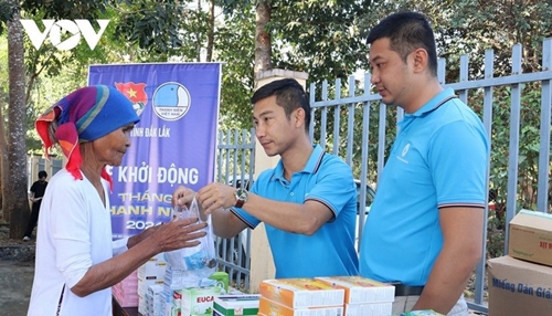 La juventud vietnamita se entrega por el bienestar de las comunidades remotas en Dak Lak
