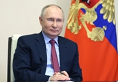 Máximo líder político de Vietnam felicita a Putin por su reelección