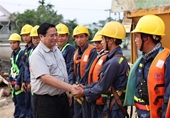 Primer Ministro revisa varios proyectos de infraestructura en Thua Thien-Hue