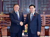 El presidente del Parlamento se reúne con líderes de importantes empresas chinas