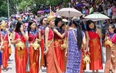 Dirigentes de Vietnam felicitan a Laos y Camboya por sus fiestas del Año Nuevo