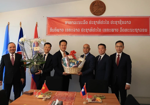 Fomentan relaciones especiales Vietnam-Laos