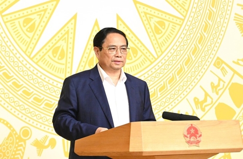 Primer Ministro de Vietnam pide impulsar transformación digital
