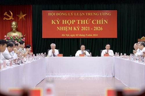 El Consejo Teórico Central aborda la preparación de textos del XIV Congreso del PCV