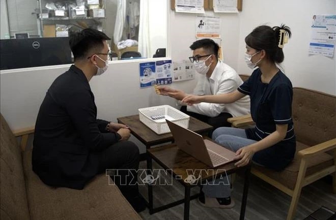 Inauguran segunda clínica-farmacia que brinda servicio a vietnamitas en Japón