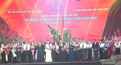 Gala en honor de la victoria de Dien Bien Phu