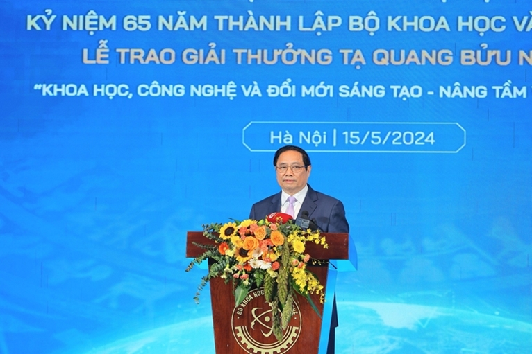 Vietnam determinado a promover aún más el desarrollo científico-tecnológico